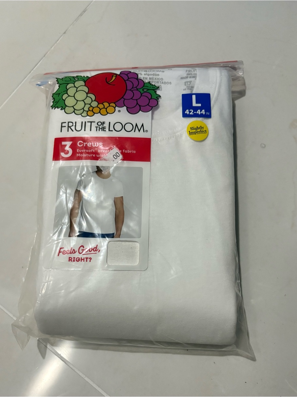 Fruit of the Loom Men's White Short Sleeve Crew Neck T-Shirt - 3 Pack